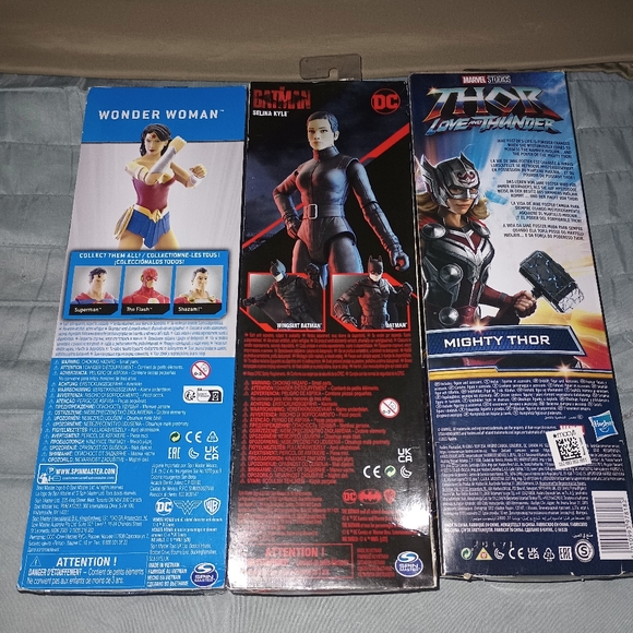 12 inch Cat woman, Wonder Woman and Jane Foster - Picture 2 of 2